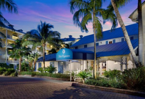 Гостиница Olde Marco Island Inn and Suites  Марко